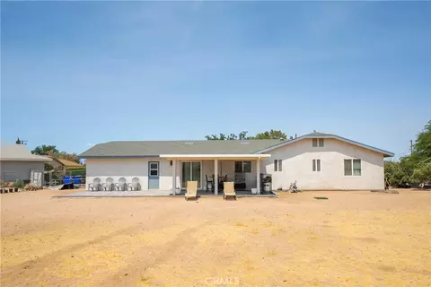 Exterior - 11345 Otowi Rd, Apple Valley, CA 92308 photo 7 of 7