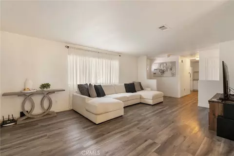 Living - 11345 Otowi Rd, Apple Valley, CA 92308 photo 1 of 2