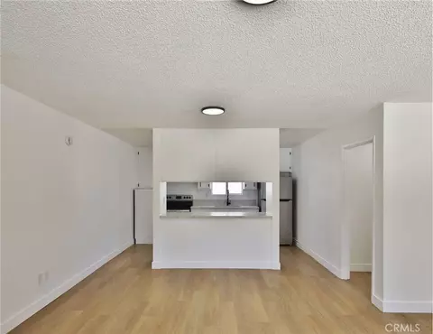 Living - 26674 Ward St, Highland, CA 92346 photo 4 of 10