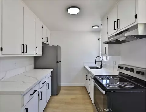 Kitchen - 26674 Ward St, Highland, CA 92346 photo 1 of 3