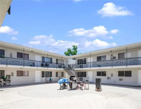 Exterior - 26674 Ward St, Highland, CA 92346 photo 7 of 8