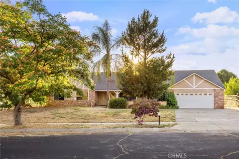 Exterior - 36164 Serape Dr, Yucaipa, CA 92399 photo 2 of 11