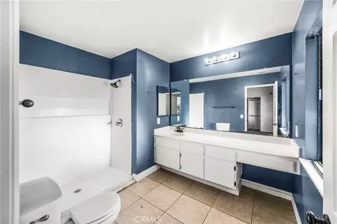 Bath - 36164 Serape Dr, Yucaipa, CA 92399 photo 1 of 2