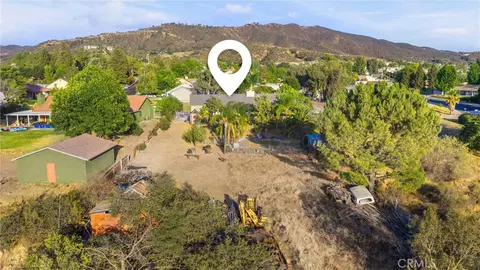 View/Area - 36164 Serape Dr, Yucaipa, CA 92399 photo 5 of 8