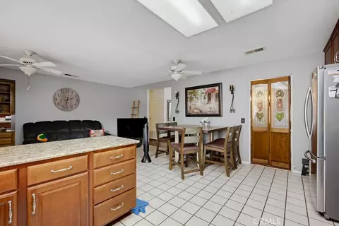 Kitchen - 1423 Purdue, Upland, CA 91786 photo 5 of 6