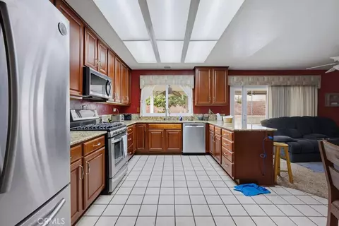 Kitchen - 1423 Purdue, Upland, CA 91786 photo 2 of 6