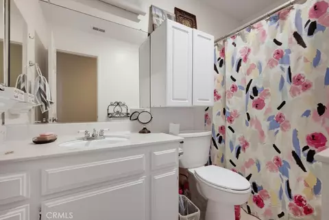 Bath - 1423 Purdue, Upland, CA 91786 photo 1 of 2