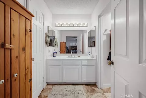 Bath - 1423 Purdue, Upland, CA 91786 photo 2 of 3