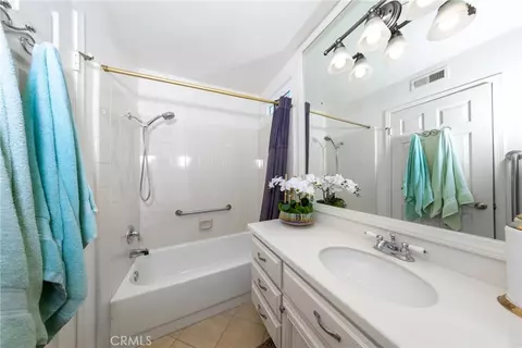Bath - 4934 Kalamis, Oceanside, CA 92056 photo 4 of 4