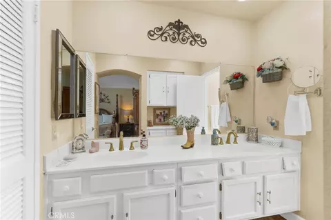 Bath - 7171 Tangerine, Rancho Cucamonga, CA 91701 photo 4 of 5
