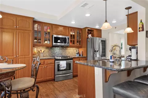 Kitchen - 7171 Tangerine, Rancho Cucamonga, CA 91701 photo 6 of 7