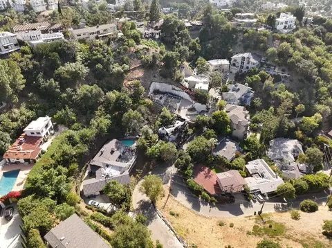 4132 Vanetta Pl, Studio City, CA 91604 photo 2