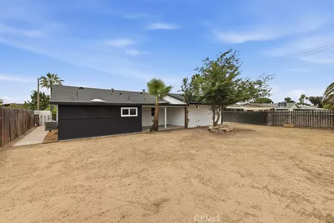 Exterior - 27176 Hibiscus, Highland, CA 92346 photo 3 of 5