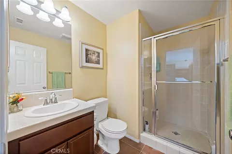 Bath - 729 Park View Ter, Glendora, CA 91741 photo 4 of 4