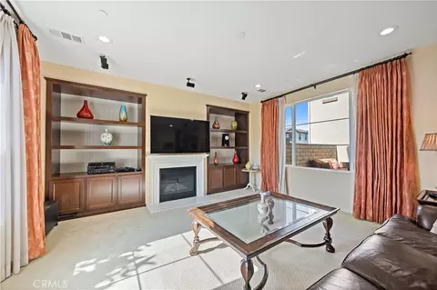Living - 729 Park View Ter, Glendora, CA 91741 photo 1 of 2