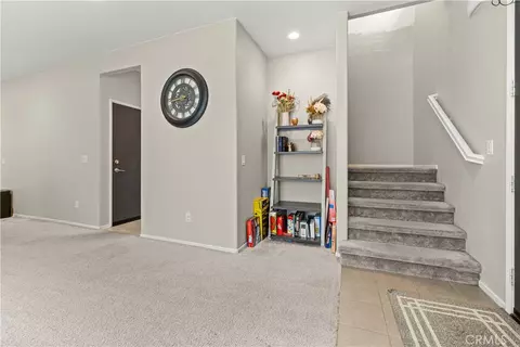 Entry Way - 145 Camden Ct, Perris, CA 92571 photo 5 of 8