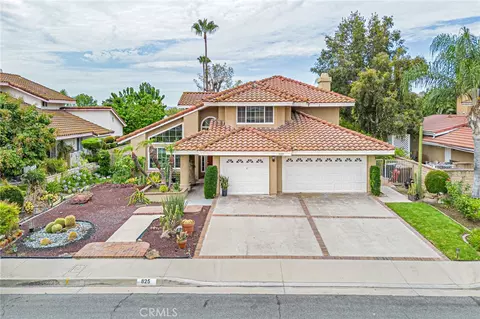 825 Bridgewater Ln, Walnut, CA 91789