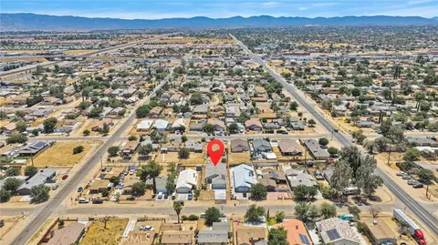 View/Area - 16443 Pine St, Hesperia, CA 92345 photo 9 of 9