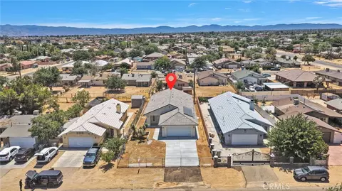 View/Area - 16443 Pine St, Hesperia, CA 92345 photo 2 of 9