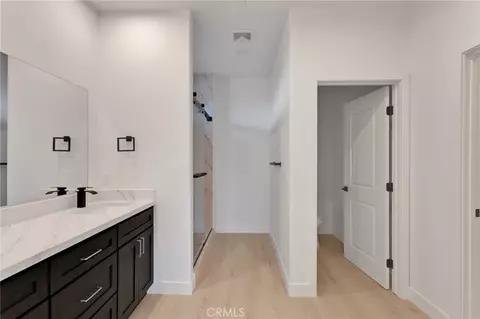 Entry Way - 16443 Pine St, Hesperia, CA 92345 photo 1 of 4