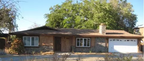 5321 Columbia, Lancaster, CA 93536