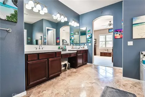Entry Way - 36075 Eagle Ln, Beaumont, CA 92223 photo 5 of 7