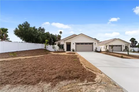 Exterior - 9263 Duncan Ave, Riverside, CA 92503 photo 2 of 9
