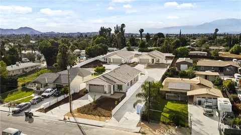 View/Area - 9263 Duncan Ave, Riverside, CA 92503 photo 3 of 5