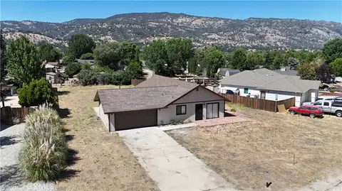 View/Area - 30001 Caddy Ln, Tehachapi, CA 93561 photo 5 of 7