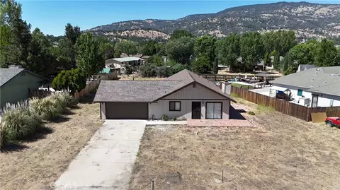 View/Area - 30001 Caddy Ln, Tehachapi, CA 93561 photo 6 of 7