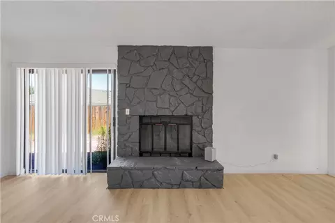 Living - 30001 Caddy Ln, Tehachapi, CA 93561 photo 1 of 5