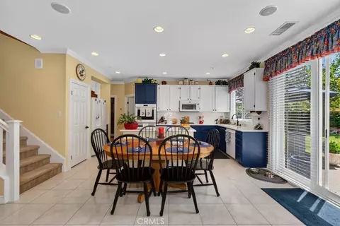 Kitchen - 16595 Almaden, Fontana, CA 92336 photo 1 of 5
