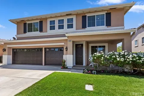 Exterior - 16595 Almaden, Fontana, CA 92336 photo 4 of 8