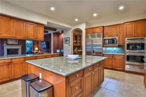 Kitchen - 13052 Via Tesoro Dr, Rancho Cucamonga, CA 91739 photo 4 of 5