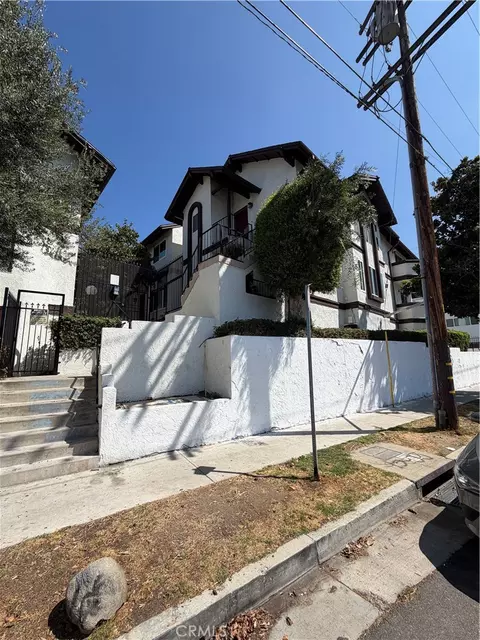 149 S Avenue 54 #13, Los Angeles, CA 90042