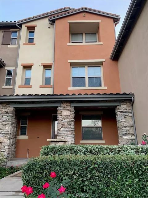 608 Asbury Dr, Claremont, CA 91711