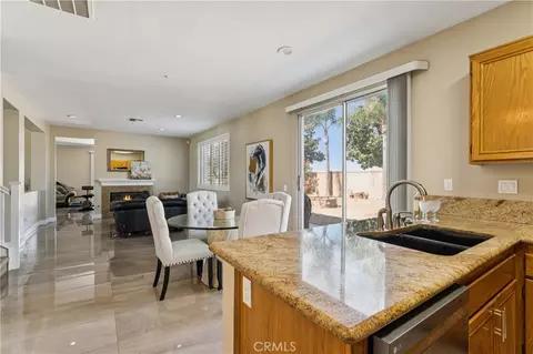 Entry Way - 7174 Oregon St, Fontana, CA 92336 photo 2 of 5