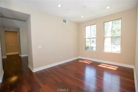 Living - 129 Chantilly, Irvine, CA 92620 photo 6 of 14