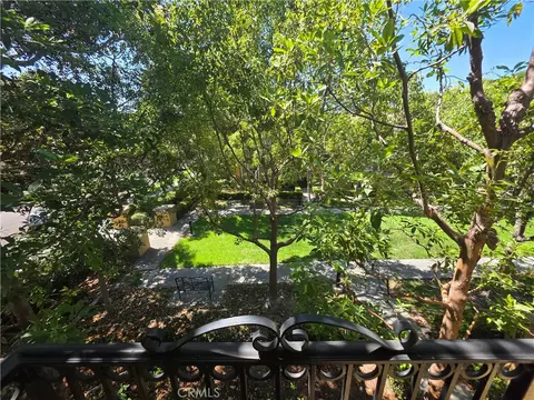 Exterior - 129 Chantilly, Irvine, CA 92620 photo 7 of 8