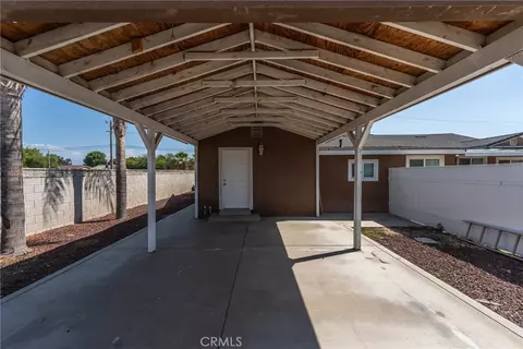 10674 Locust Ave, Bloomington, CA 92316 photo 24