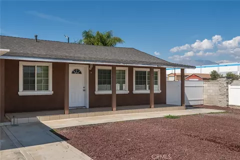 10674 Locust Ave, Bloomington, CA 92316 photo 5