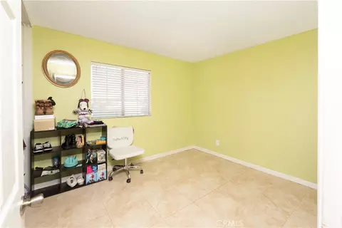 Bedroom - 11430 Star St, Adelanto, CA 92301 photo 3 of 4
