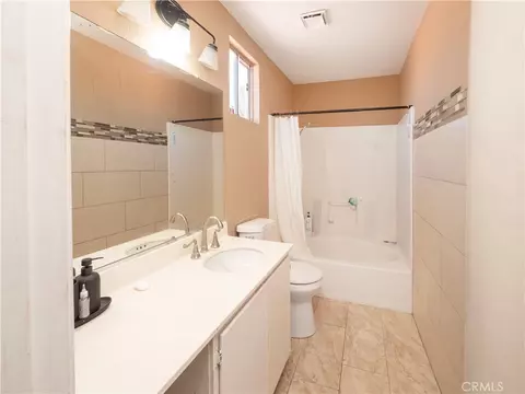 Bath - 11430 Star St, Adelanto, CA 92301 photo 2 of 4