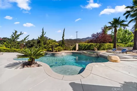 Exterior - 38136 Butterfly Ct, Yucaipa, CA 92399 photo 16 of 19