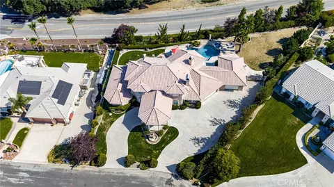 View/Area - 38136 Butterfly Ct, Yucaipa, CA 92399 photo 1 of 10