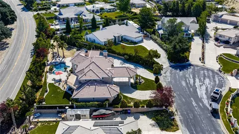 View/Area - 38136 Butterfly Ct, Yucaipa, CA 92399 photo 9 of 10