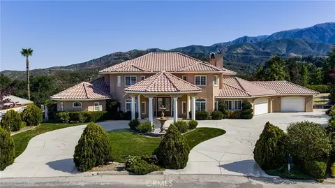 Exterior - 38136 Butterfly Ct, Yucaipa, CA 92399 photo 4 of 19