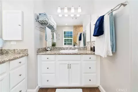 Bath - 13558 Applegate Ct, Rancho Cucamonga, CA 91739 photo 3 of 5