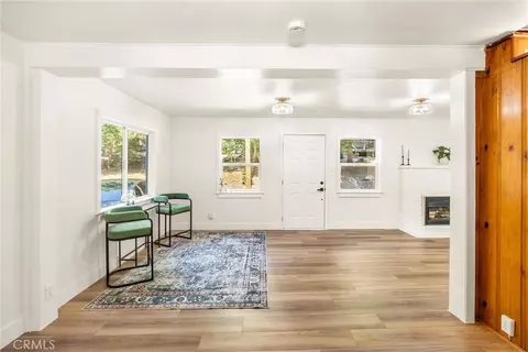 Living - 797 W W Vlg, Crestline, CA 92325 photo 3 of 10