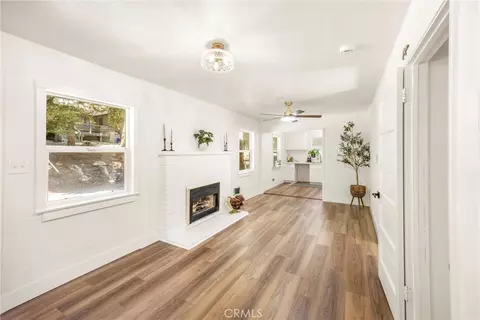Living - 797 W W Vlg, Crestline, CA 92325 photo 4 of 10